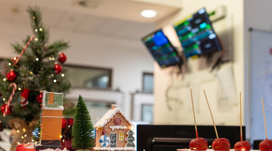 Décoration de Noël aux Soins intensifs pédiatriques